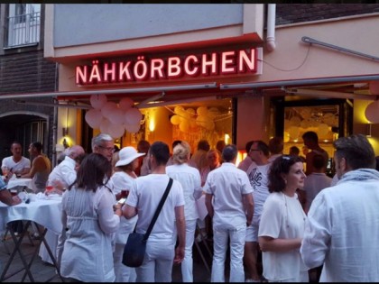 照片: N&amp;auml;hk&amp;ouml;rbchen